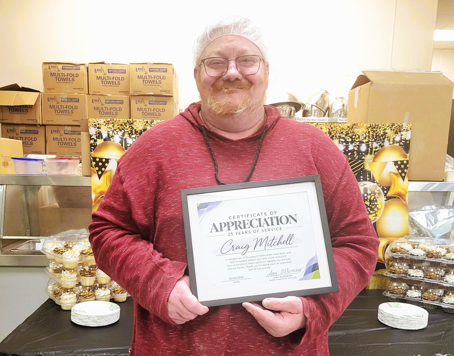 Steven Mitchell celebrates 25th Anniversary at ALULA. 
